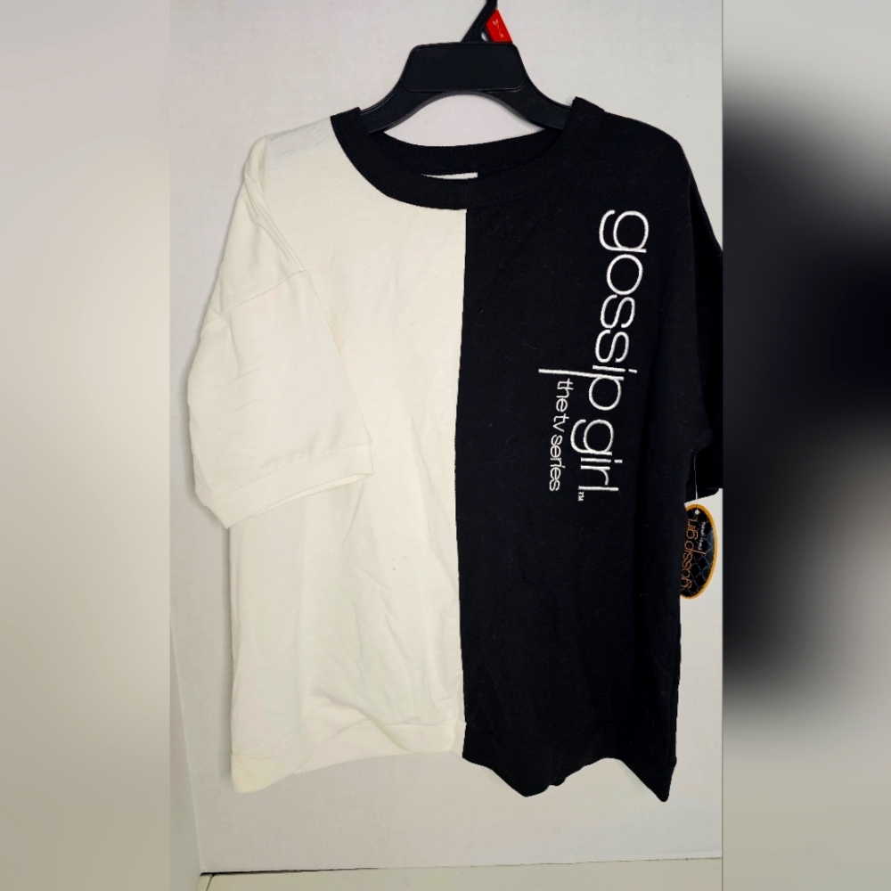 Gossip Girl The T.V Series Soft Tee Womens Med